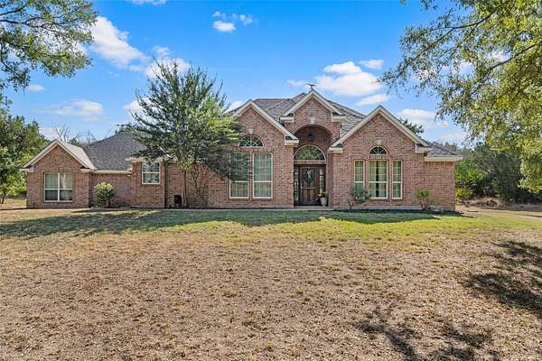 2.25 Acres of Land with Home for Sale in China Spring, Texas