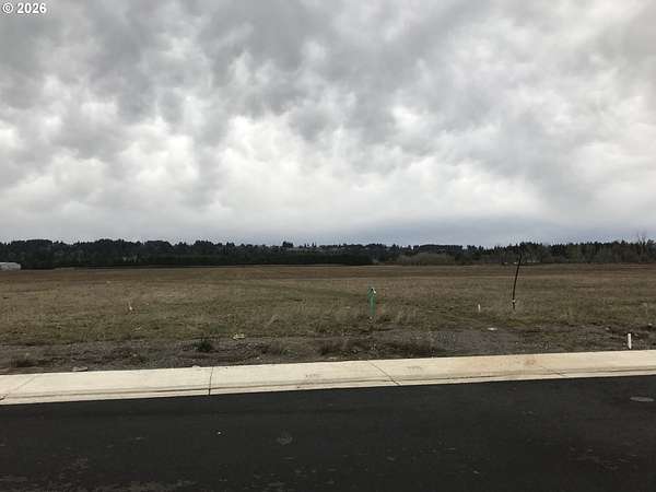 1 Acre of Commercial Land for Sale in Estacada, Oregon