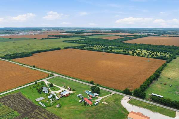 161 Acres of Land for Sale in Alvarado, Texas