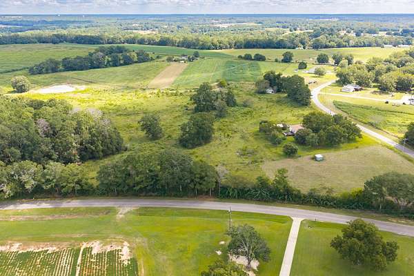 1 Acre of Residential Land for Sale in Enterprise, Alabama