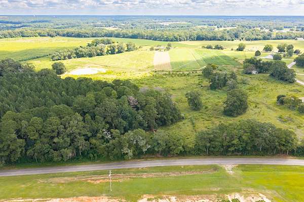 1 Acre of Residential Land for Sale in Enterprise, Alabama