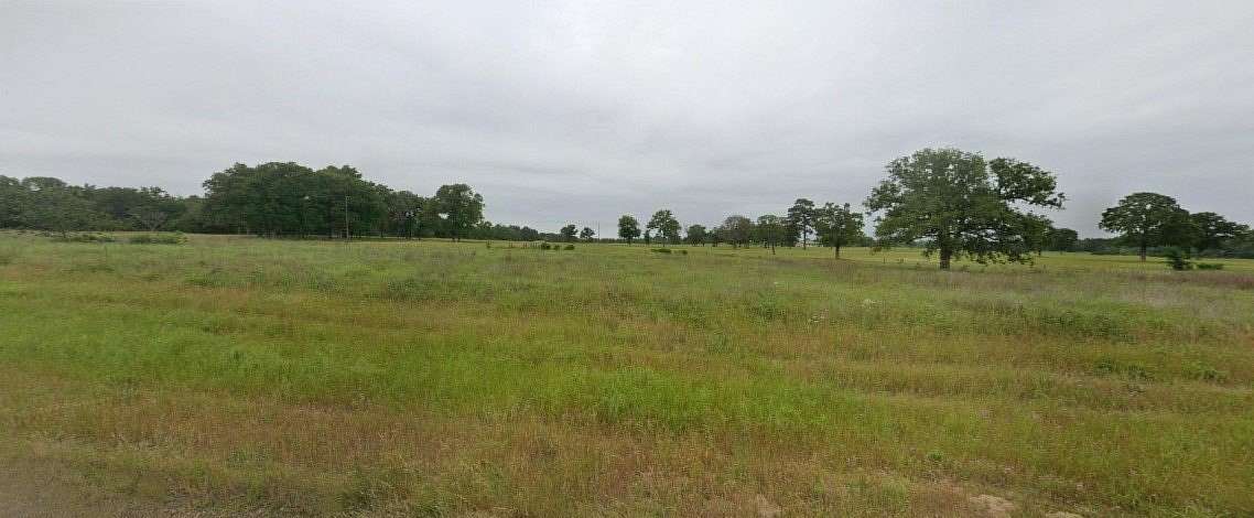1.5 Acres of Residential Land for Sale in Buffalo, Texas