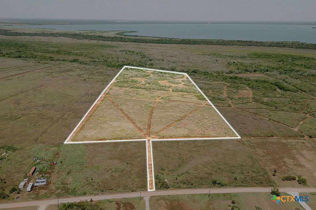 20.5 Acres of Land for Sale in Tivoli, Texas