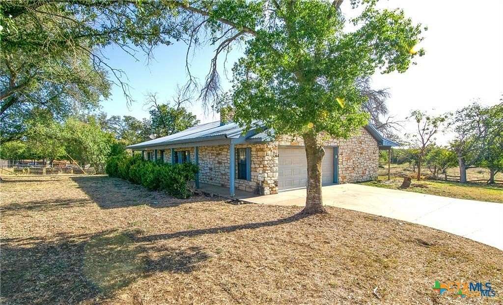 5.1 Acres of Improved Mixed-Use Land for Sale in Belton, Texas