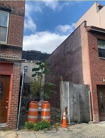 0.02 Acres of Residential Land for Sale in Brooklyn, New York
