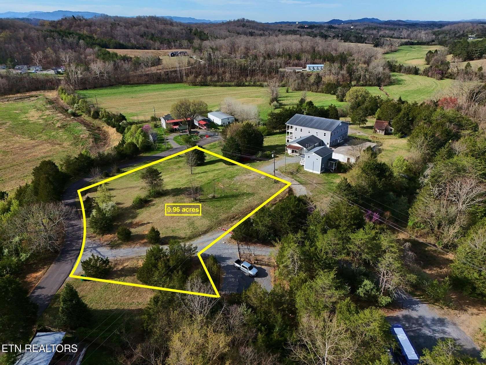 0.93 Acres of Residential Land for Sale in Kodak, Tennessee