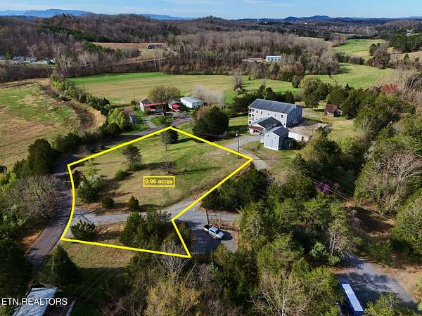 0.93 Acres of Residential Land for Sale in Kodak, Tennessee