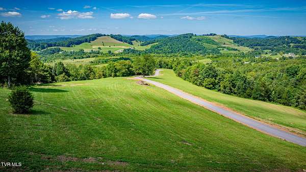 7.32 Acres of Residential Land for Sale in Thorn Hill, Tennessee