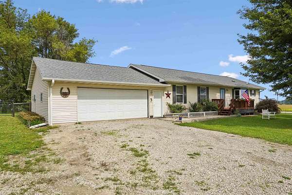 4.58 Acres of Land with Home for Sale in Randalia, Iowa