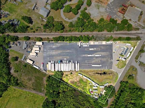 5 Acres of Improved Commercial Land for Lease in Lake Wales, Florida