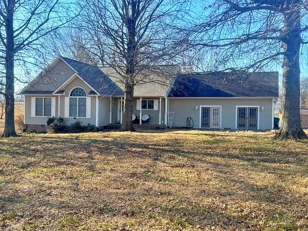 1.72 Acres of Land with Home for Sale in Metropolis, Illinois
