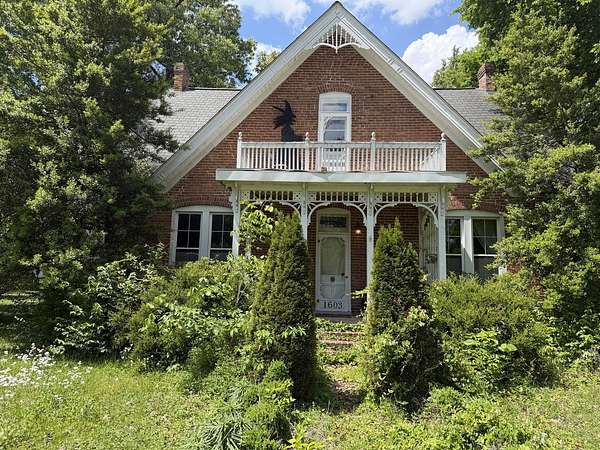 3 Acres of Land with Home for Sale in Metropolis, Illinois