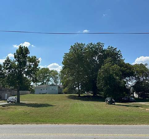 0.44 Acres of Residential Land for Sale in Hendersonville, Tennessee