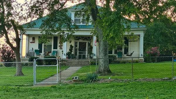 8.85 Acres of Land with Home for Sale in Lebanon, Tennessee