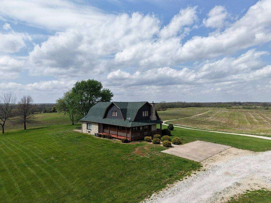 504 Acres of Recreational Land for Sale in Nebo, Illinois