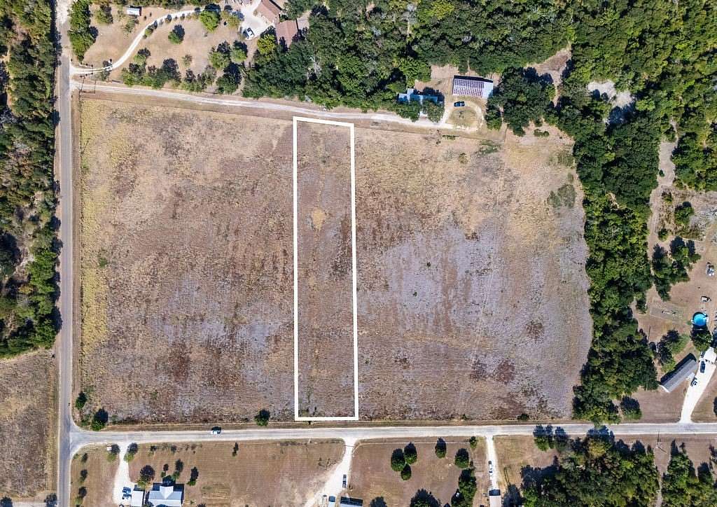 1.63 Acres of Residential Land for Sale in Moody, Texas