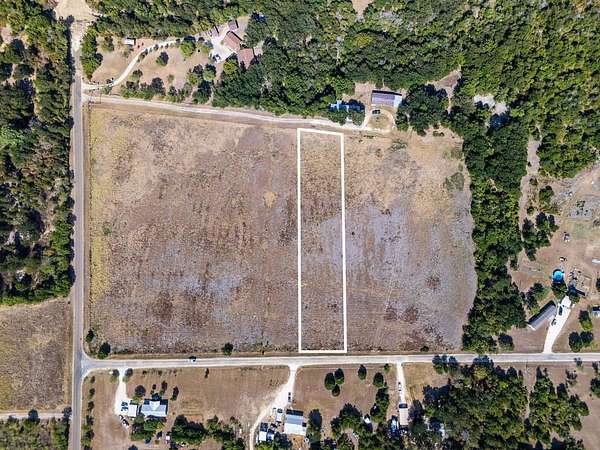 1.59 Acres of Residential Land for Sale in Moody, Texas