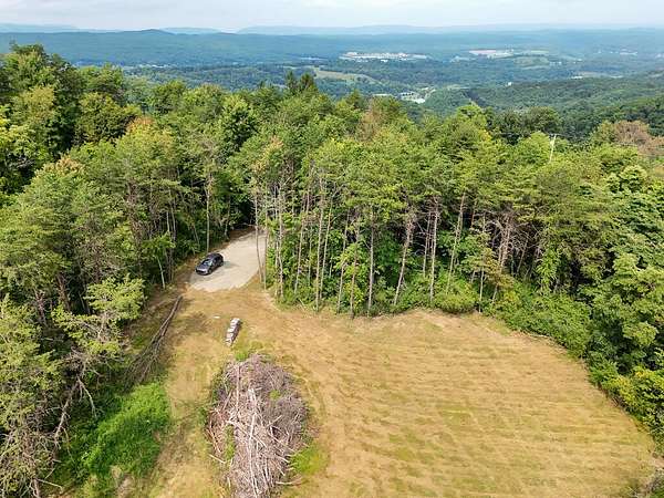 4 Acres of Residential Land for Sale in Huntingdon, Pennsylvania