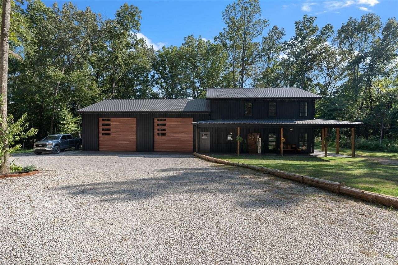 5 Acres of Land with Home for Sale in Alvaton, Kentucky