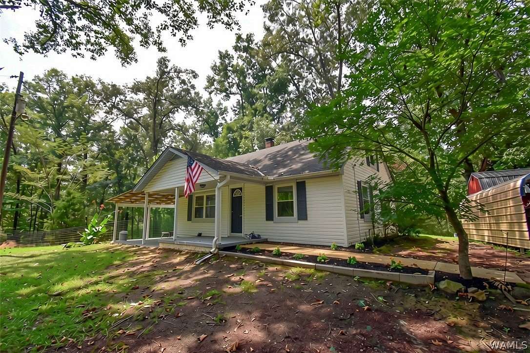 4.56 Acres of Land with Home for Sale in Northport, Alabama