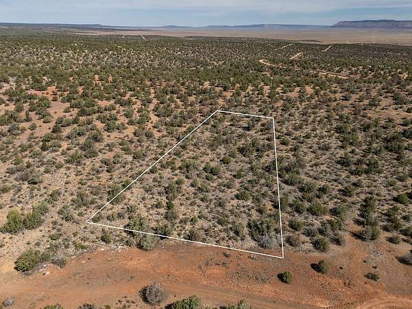 2 Acres of Residential Land for Sale in Seligman, Arizona