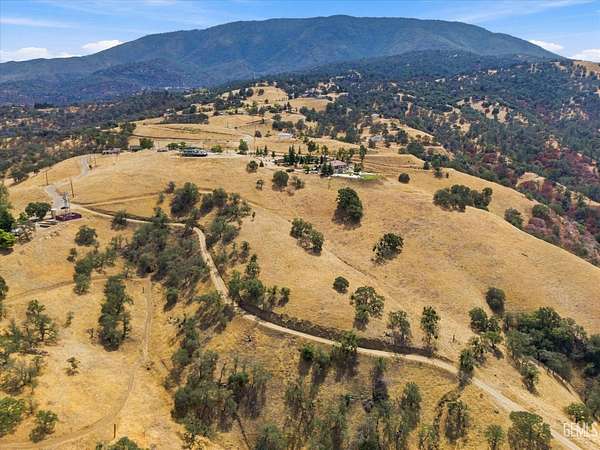 7 Acres of Residential Land for Sale in Keene, California