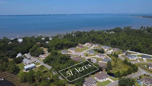0.51 Acres of Residential Land for Sale in Milton, Florida