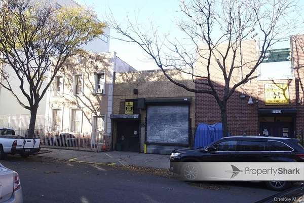 0.05 Acres of Mixed-Use Land for Sale in Brooklyn, New York
