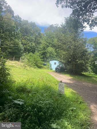 8 Acres of Residential Land for Sale in Grantsville, Maryland