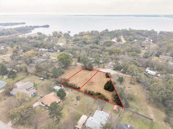 0.65 Acres of Residential Land for Sale in East Tawakoni, Texas