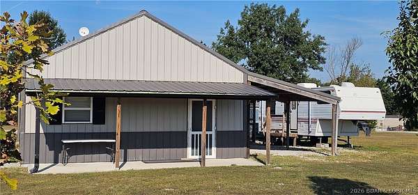 2.5 Acres of Land with Home for Sale in Tom Township, Missouri