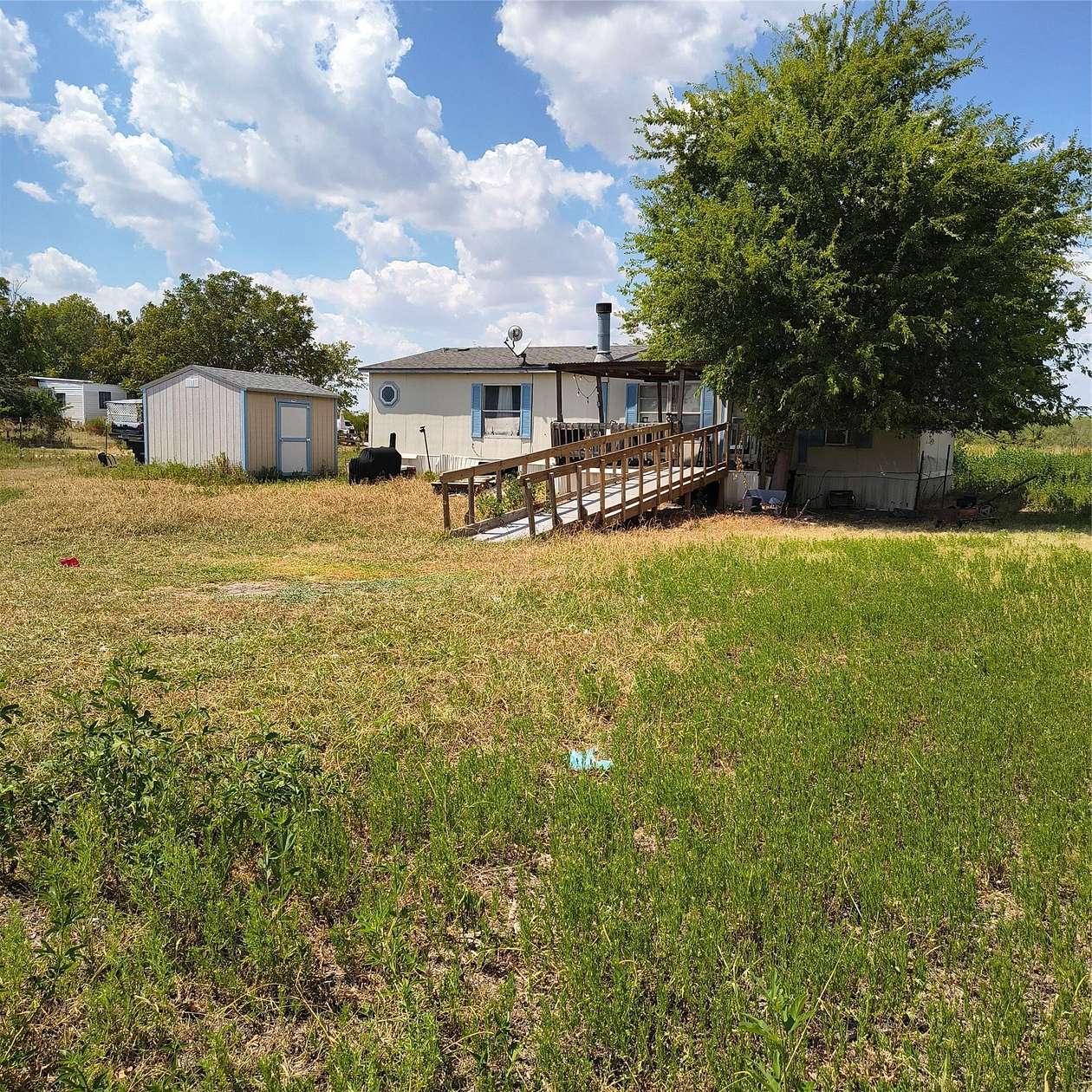 2.67 Acres of Land with Home for Sale in West, Texas
