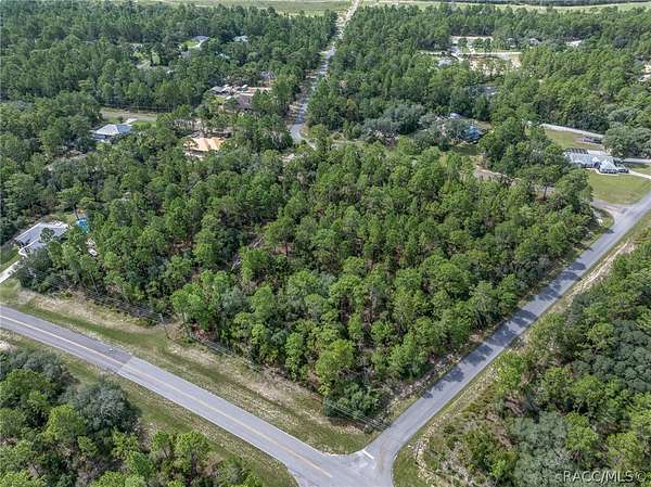 1.57 Acres of Residential Land for Sale in Citrus Springs, Florida