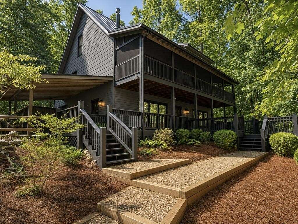 4.5 Acres of Land with Home for Sale in Ellijay, Georgia