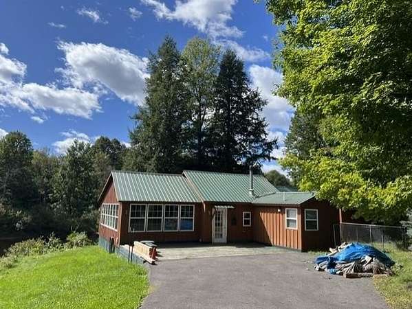 7 Acres of Land with Home for Sale in Gouverneur, New York
