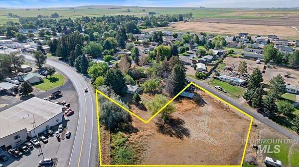 1.47 Acres of Land for Sale in Hazelton, Idaho