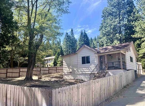 1.44 Acres of Land with Home for Sale in Weed, California