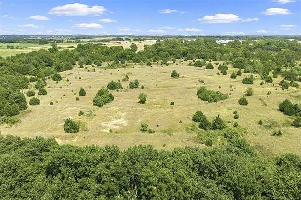 31 Acres of Land for Sale in Ardmore, Oklahoma