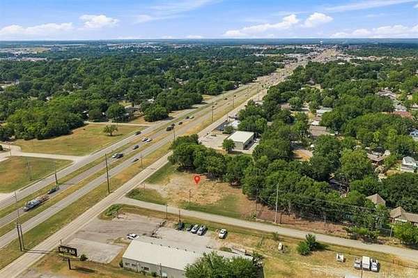 0.52 Acres of Commercial Land for Sale in Ardmore, Oklahoma