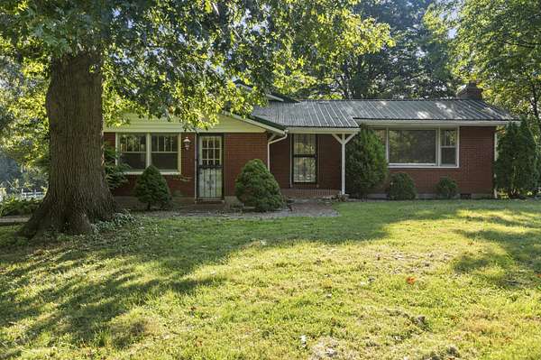 6 Acres of Land with Home for Sale in Frankfort, Kentucky
