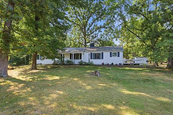 1.5 Acres of Land with Home for Sale in Neosho, Missouri