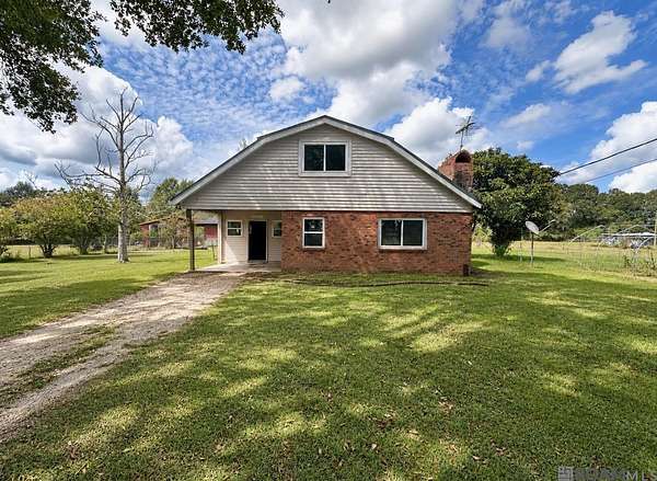 3.6 Acres of Land with Home for Sale in Kentwood, Louisiana