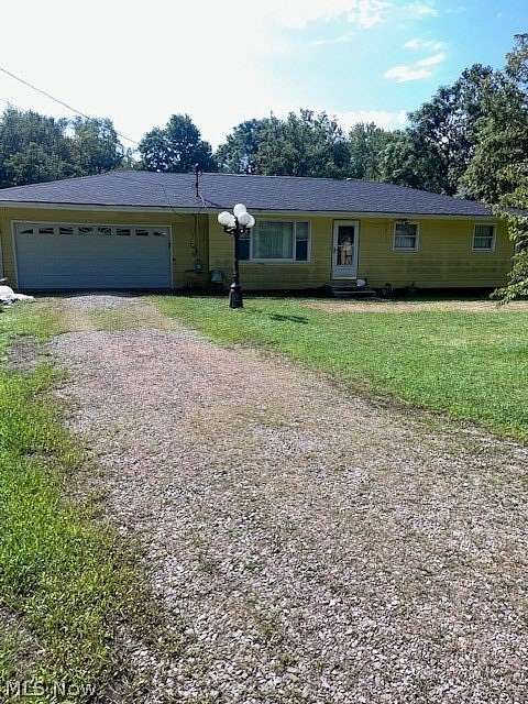 6 Acres of Land with Home for Sale in Hopewell, Ohio