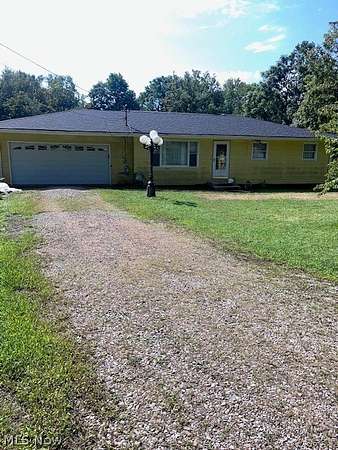 6 Acres of Land with Home for Sale in Hopewell, Ohio
