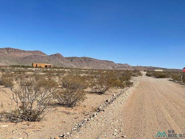 0.5 Acres of Land for Sale in Deming, New Mexico
