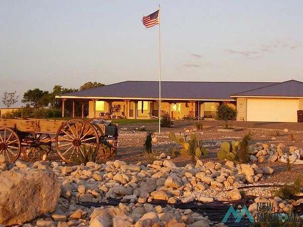6 Acres of Land with Home for Sale in Roswell, New Mexico