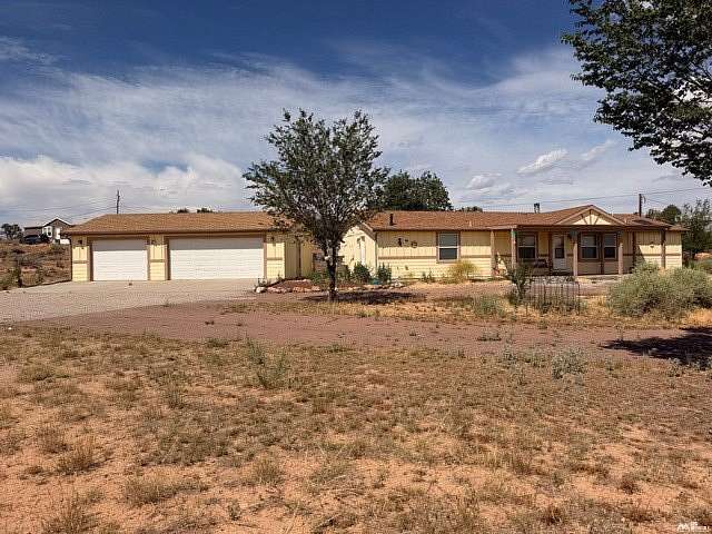 1.5 Acres of Land with Home for Sale in Gallup, New Mexico