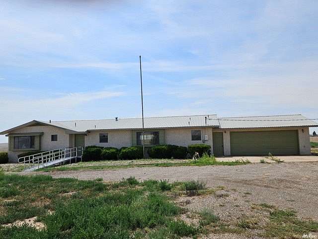 5.1 Acres of Land with Home for Sale in Roswell, New Mexico