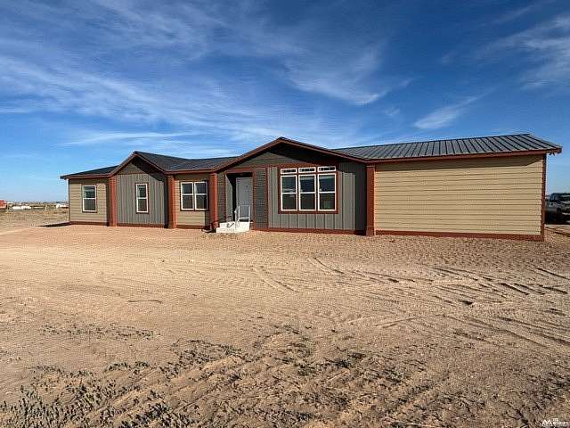 20 Acres of Land with Home for Sale in Hagerman, New Mexico