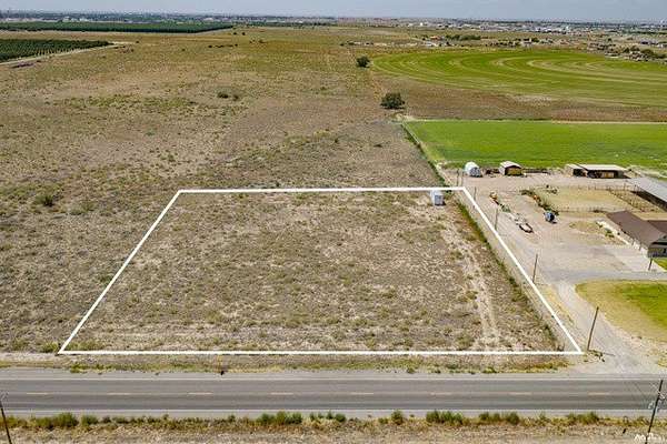 2 Acres of Residential Land for Sale in Artesia, New Mexico